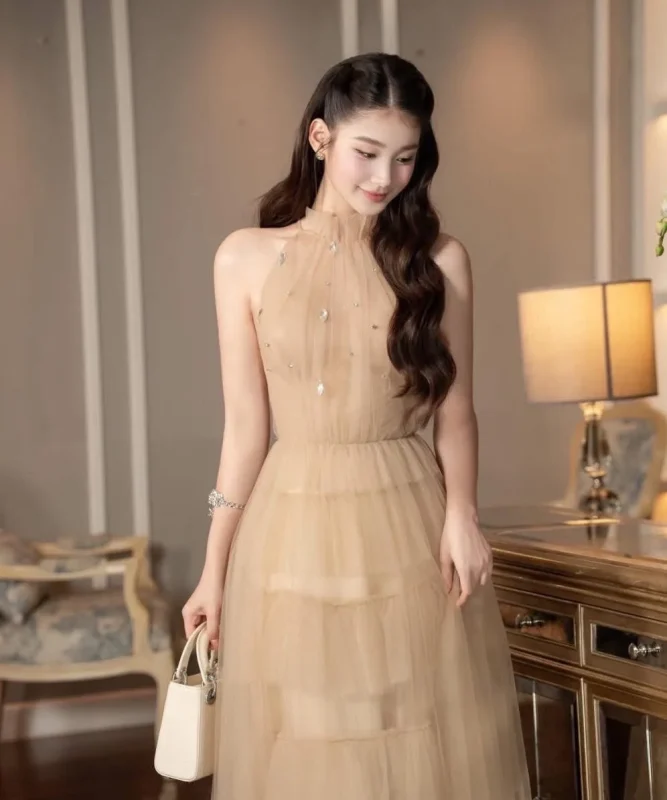 Váy yếm đá xòe tầng HOCHIC